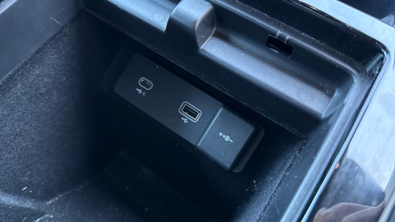 Land Rover Range Rover Evoque 1.5 P300e R-Dynamic SE 5dr Auto Hatchback